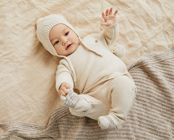 Wilson & Frenchy Knitted Cable Bonnet - Whisper White Fleck