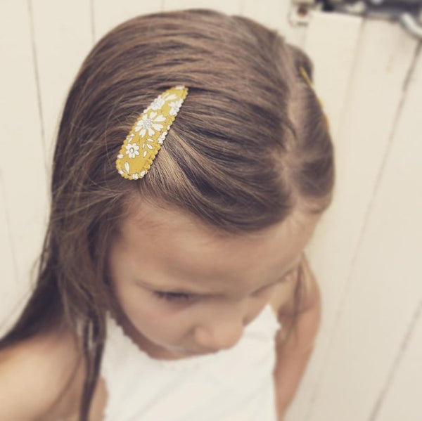 Josie_Joans_Hair_Clip_Set_Rachel_lifestyle