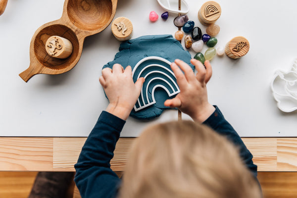 Beadie Bug Play - Bio Dough Cutter - Rainbow