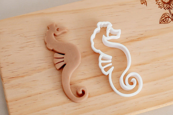 Beadie Bug Play - Bio Dough Cutter - Seahorse