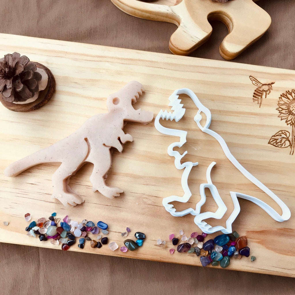 Beadie Bug Play - Bio Dough Cutter - T-Rex