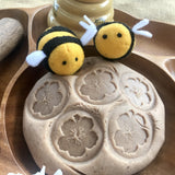 Beadie Bug Play - Play Dough Stamps - Bee