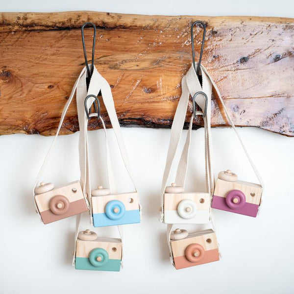 Behind The Trees Wooden Camera - Ecru