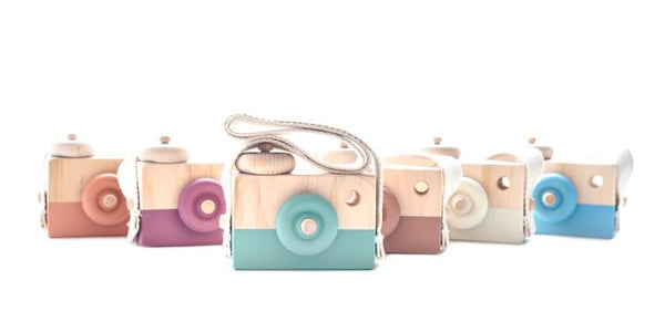 Behind The Trees Wooden Camera - Berry Smoothie