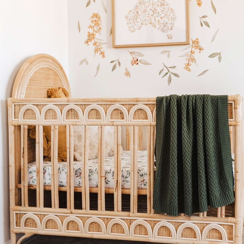 Snuggle Hunny Diamond Knit Blanket - Olive