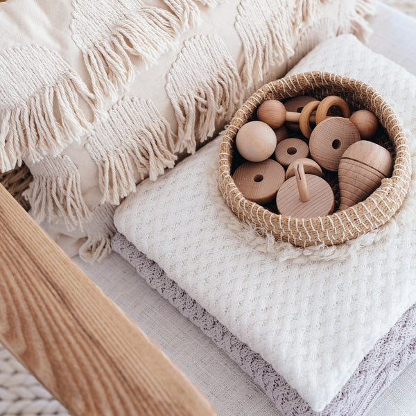 Snuggle Hunny Diamond Knit Blanket - White