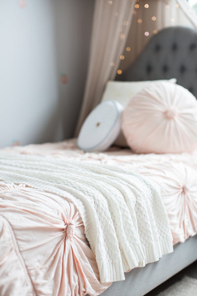 Snuggle Hunny Diamond Knit Blanket - White