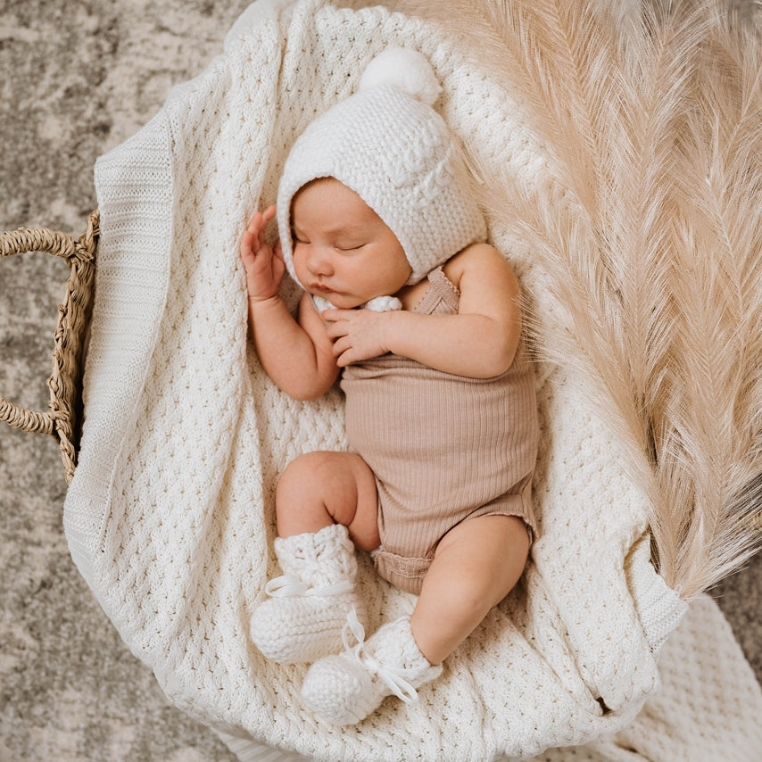 Snuggle Hunny Merino Wool Bonnet and Booties - Ivory