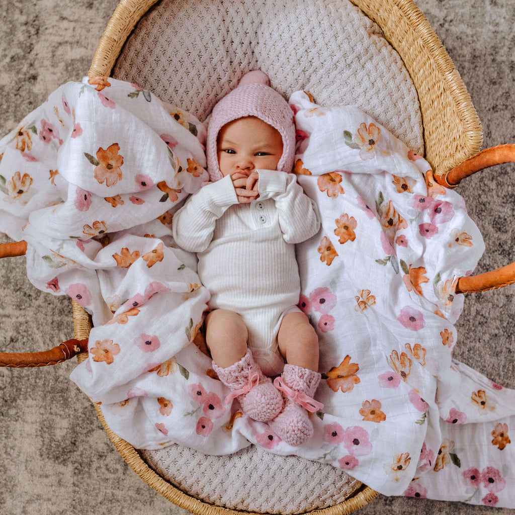 Snuggle Hunny Merino Wool Bonnet and Booties - Pink