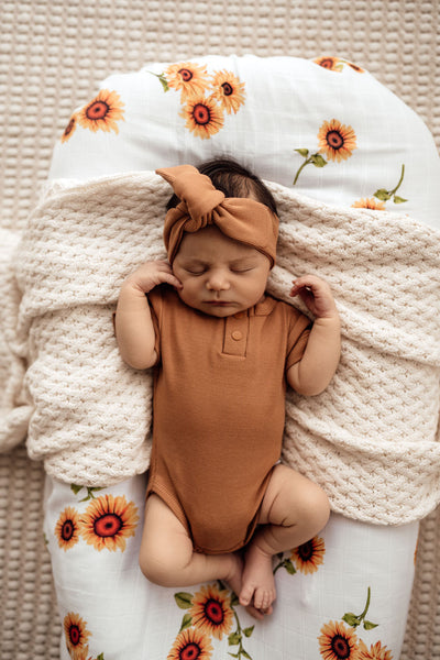 Snuggle Hunny Short Sleeve Organic Bodysuit - Chestnut