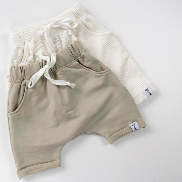 Bobby G Breeze Shorts - Alfalfa