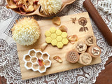 Beadie Bug Play - Bio Dough Cutter - Honeycomb