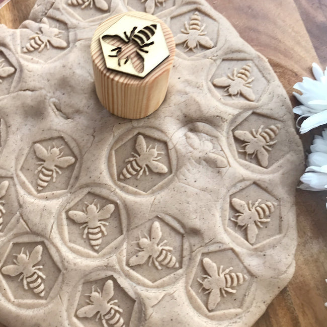 Beadie Bug Play - Play Dough Stamps - Bee