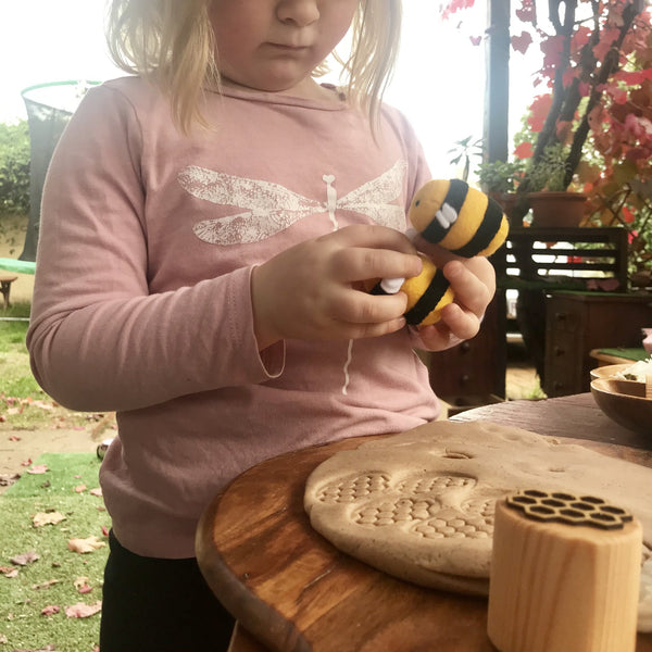 Beadie Bug Play - Play Dough Stamps - Bee
